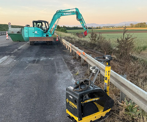Ölspurbeseitigung Fahrzeug